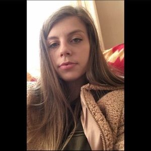 Meet your Posher, Rhiannon